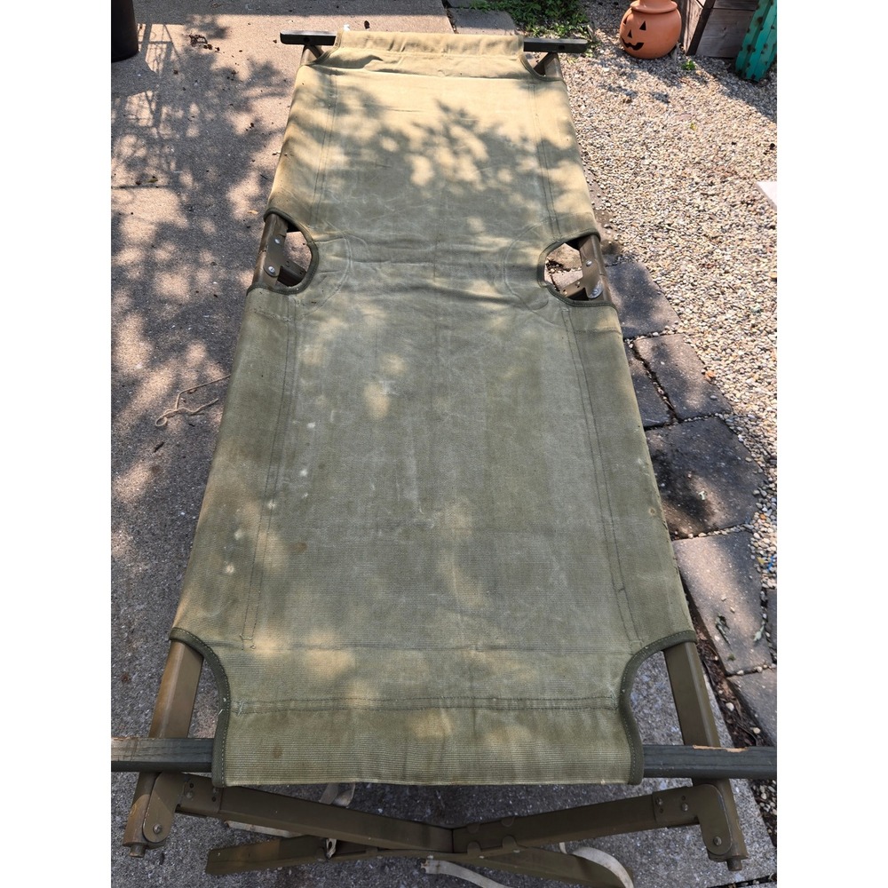 Vintage 1944 WWII US Military Folding Field Cot Canvas Metal Frame Olive Drab
